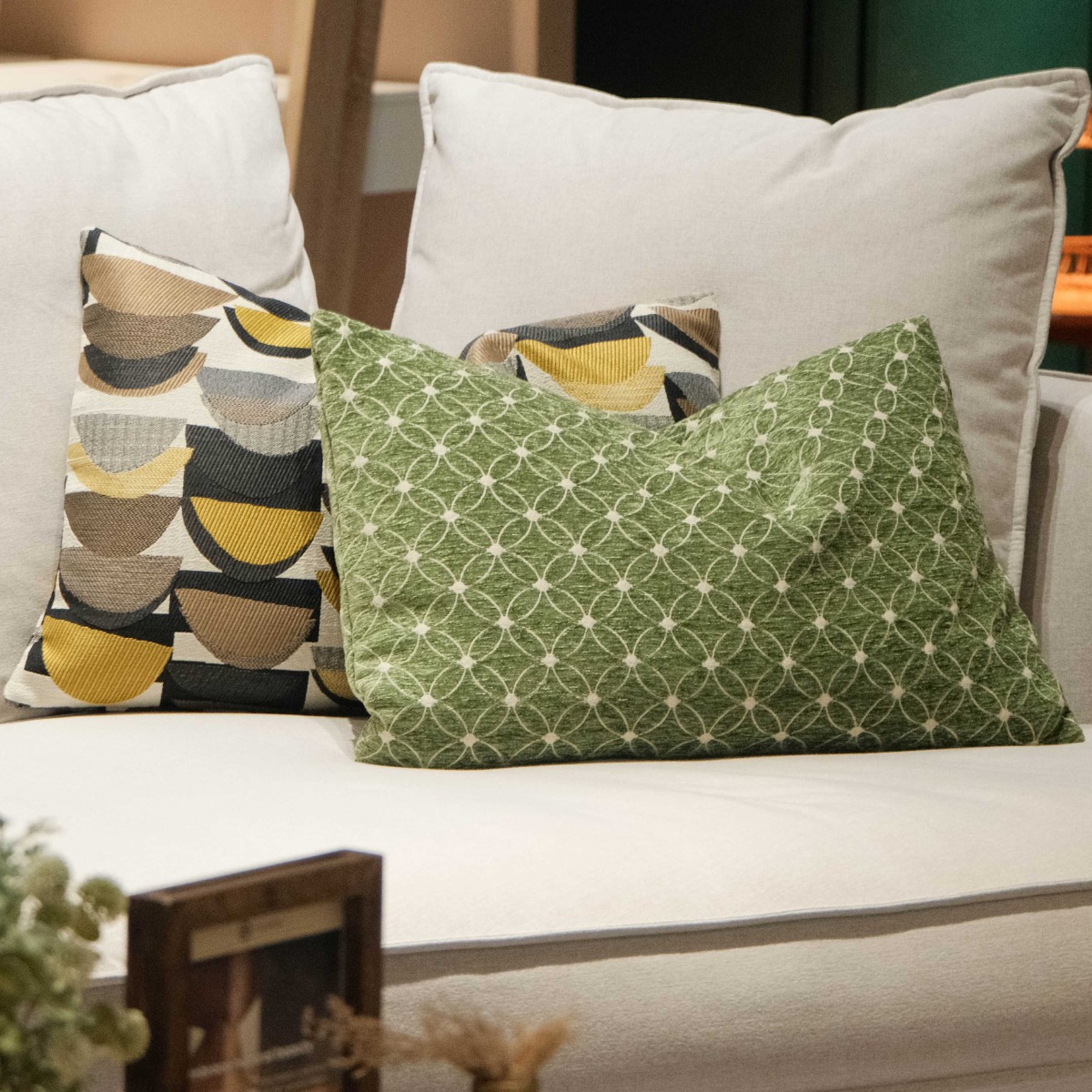 Dextor Green Cushion 40x60