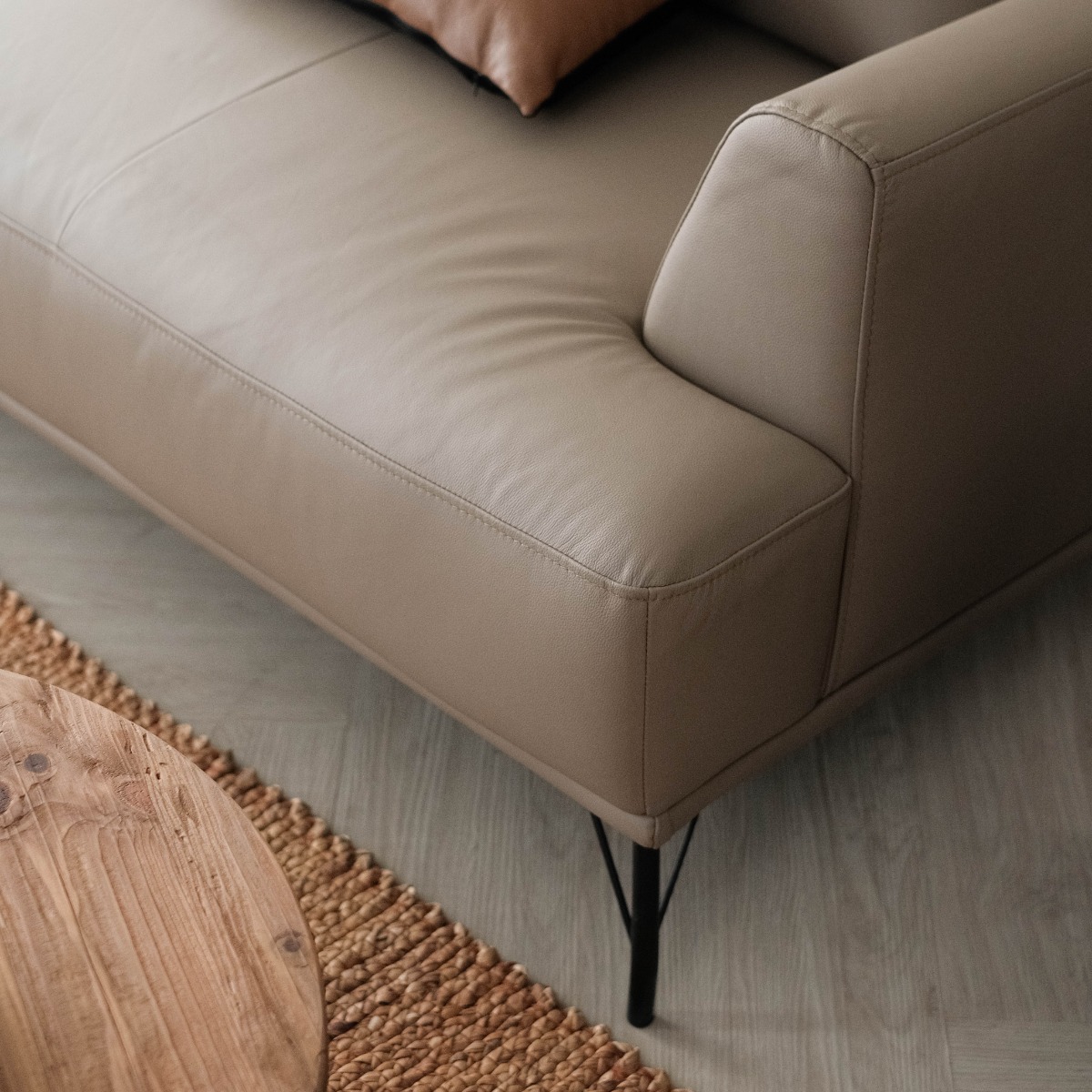 Maila Leather 3 Seater Sofa With Adjustable Back