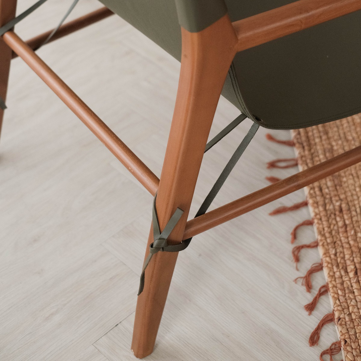 Capri Olive Leather Lounge Chair