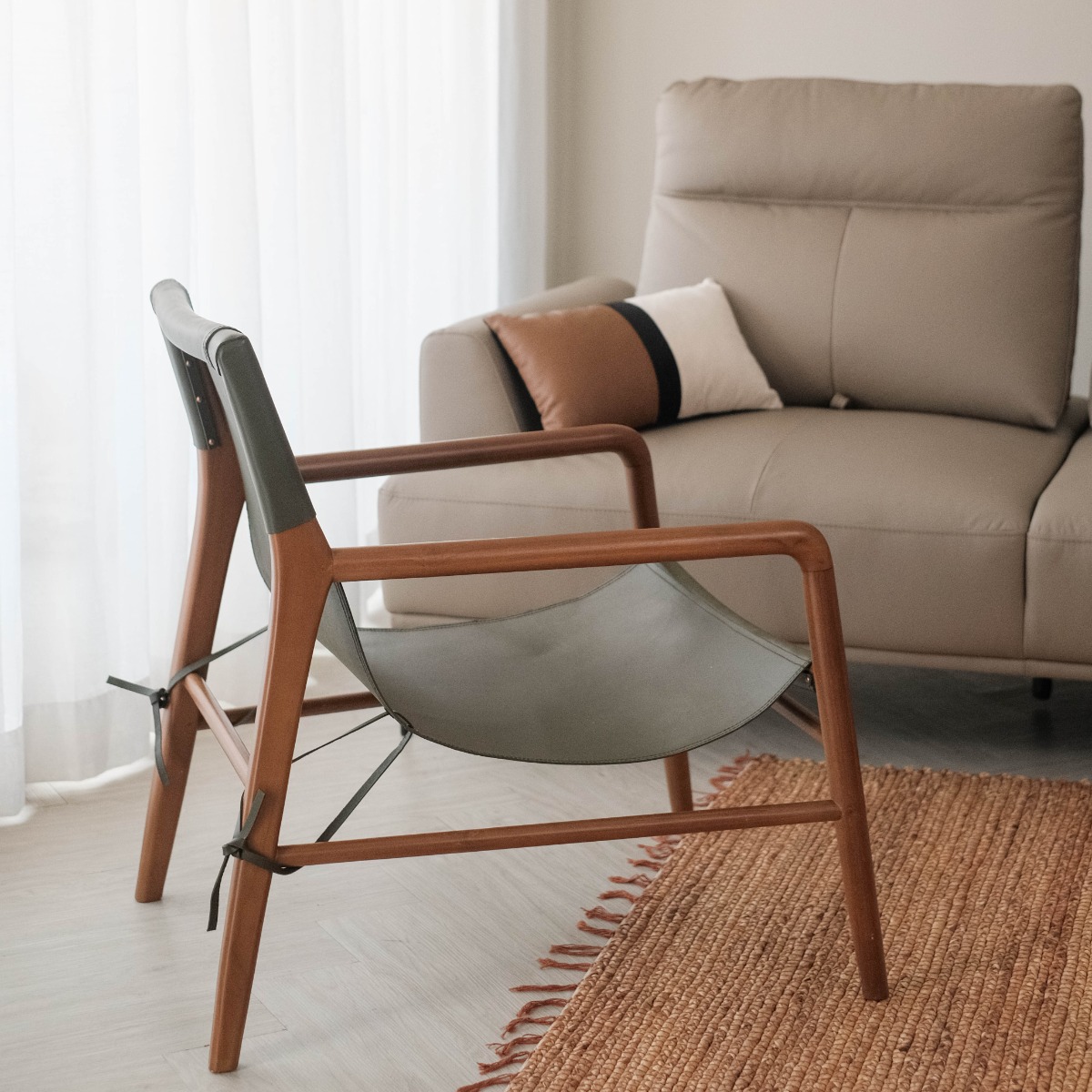 Capri Olive Leather Lounge Chair