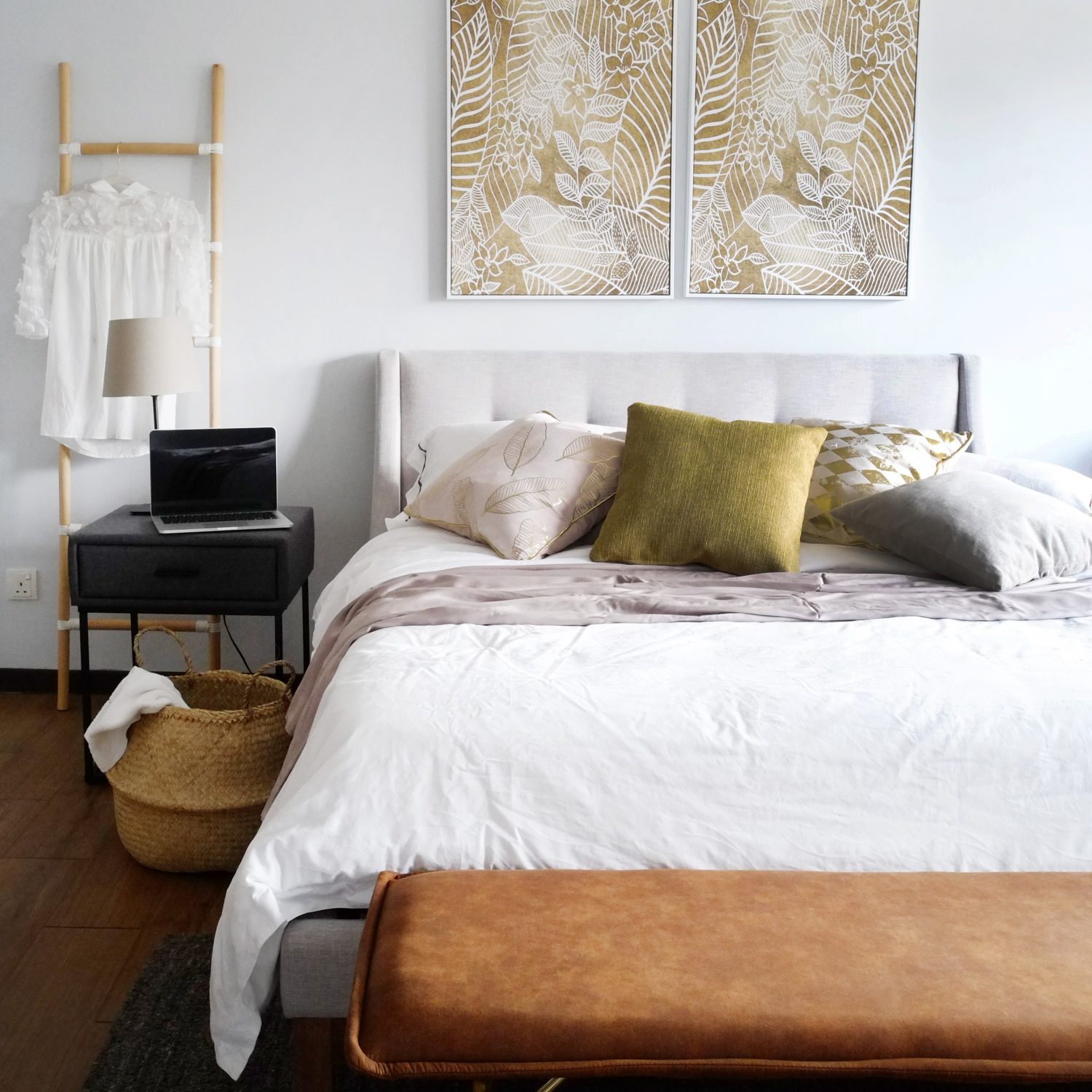 Cadence Queen Bed