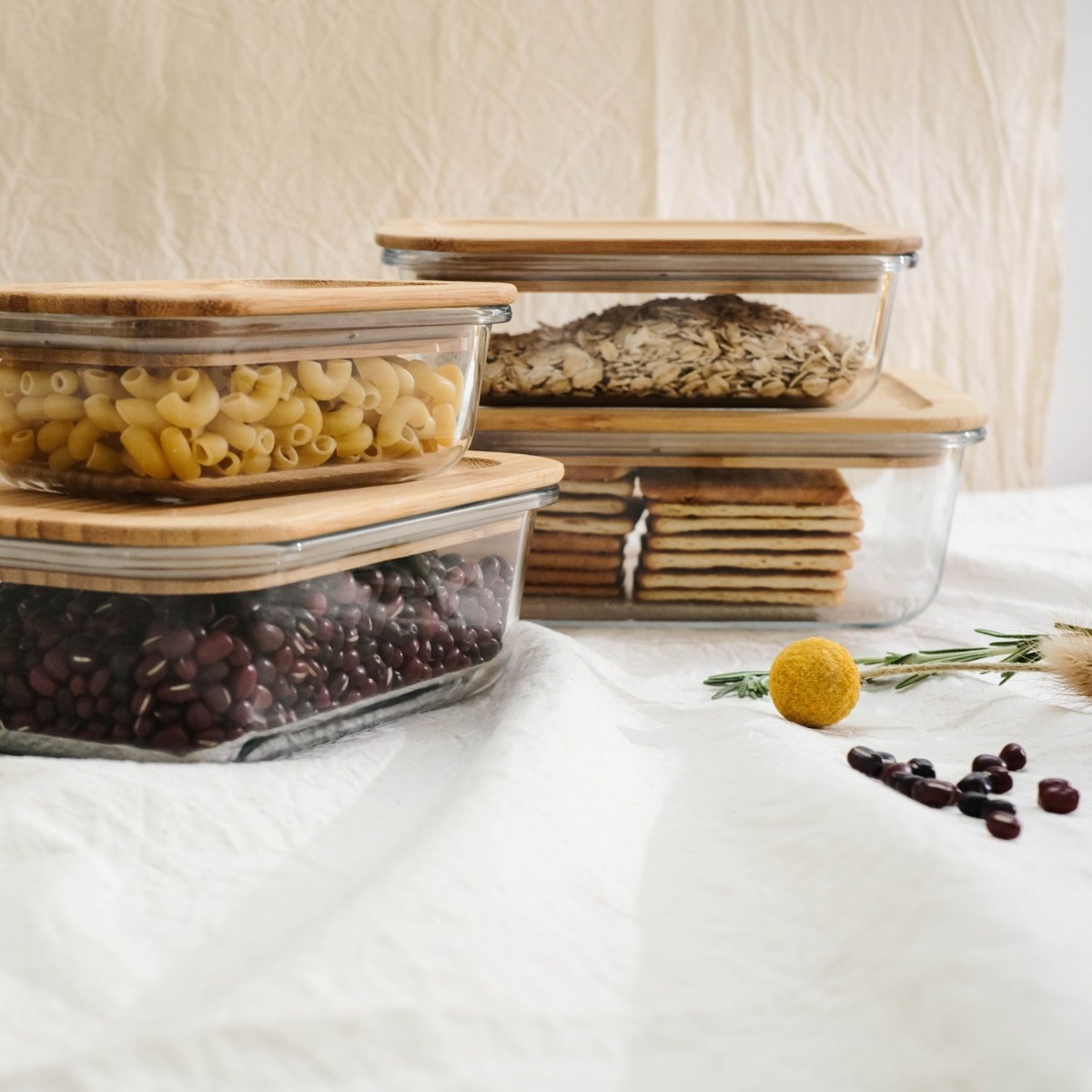 Delish Glass Food Container with Bamboo Lid (set of 4)