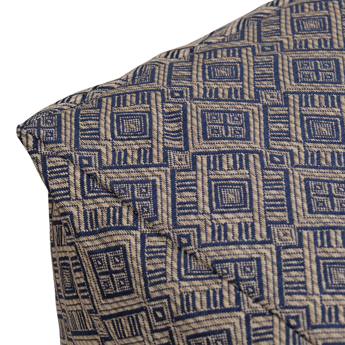 Naomi Kilim Pouf