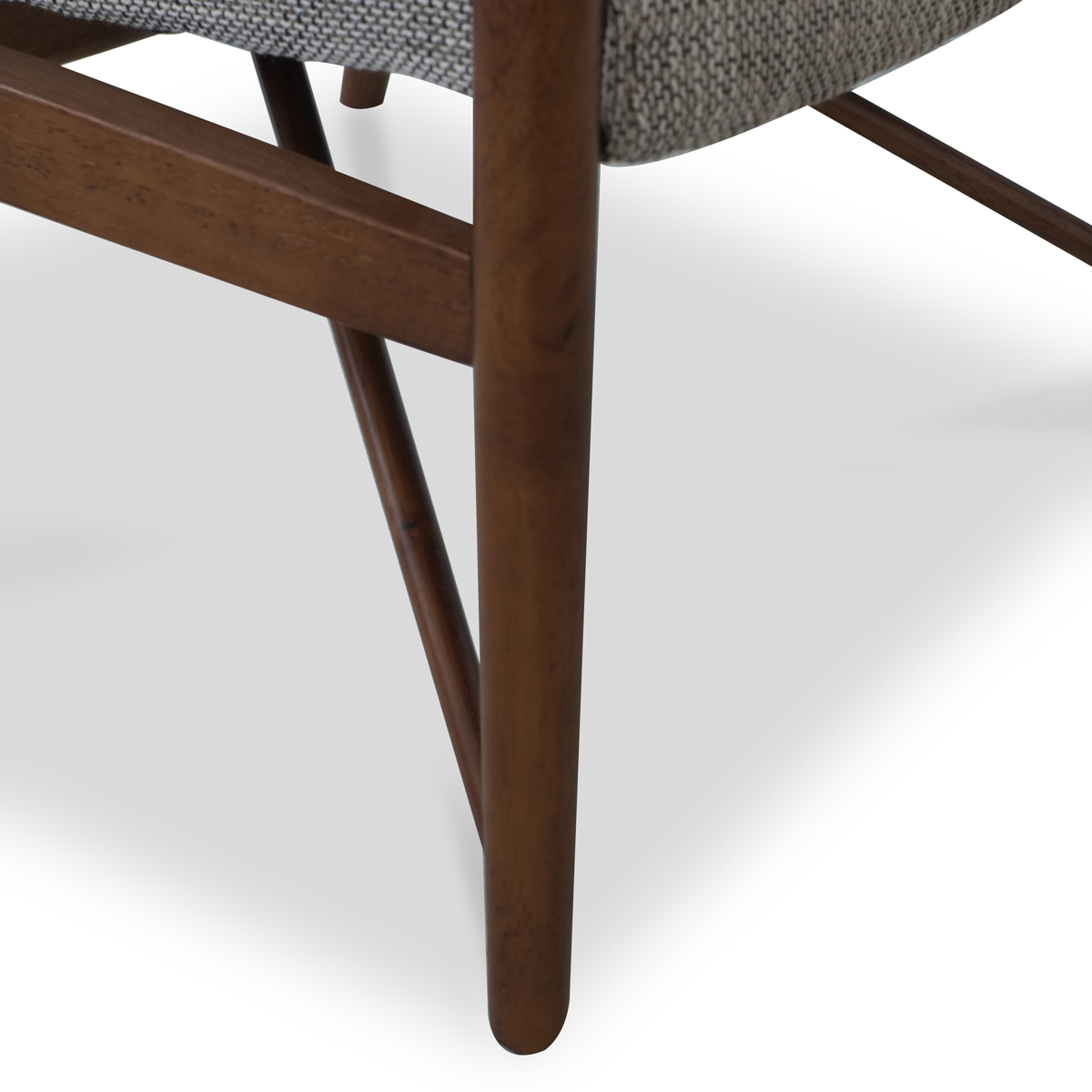 Nomi Lounge Chair