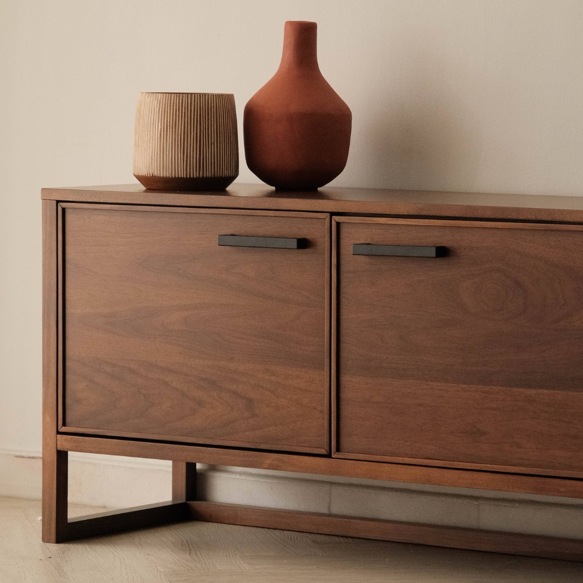 Justin TV Cabinet 200cm