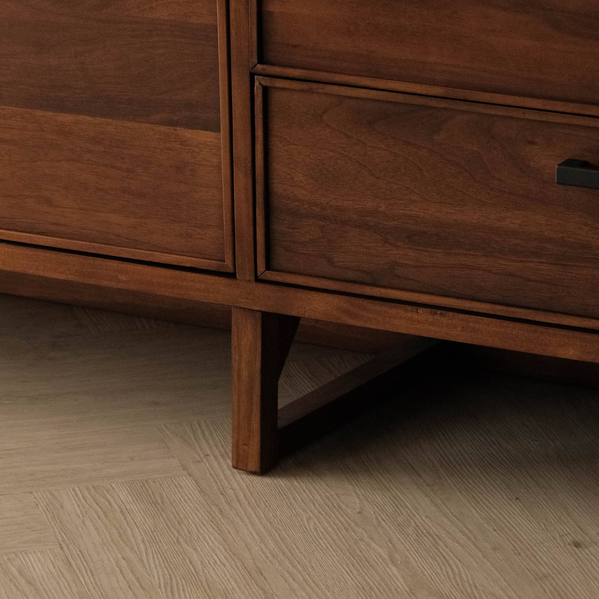 Justin TV Cabinet 200cm