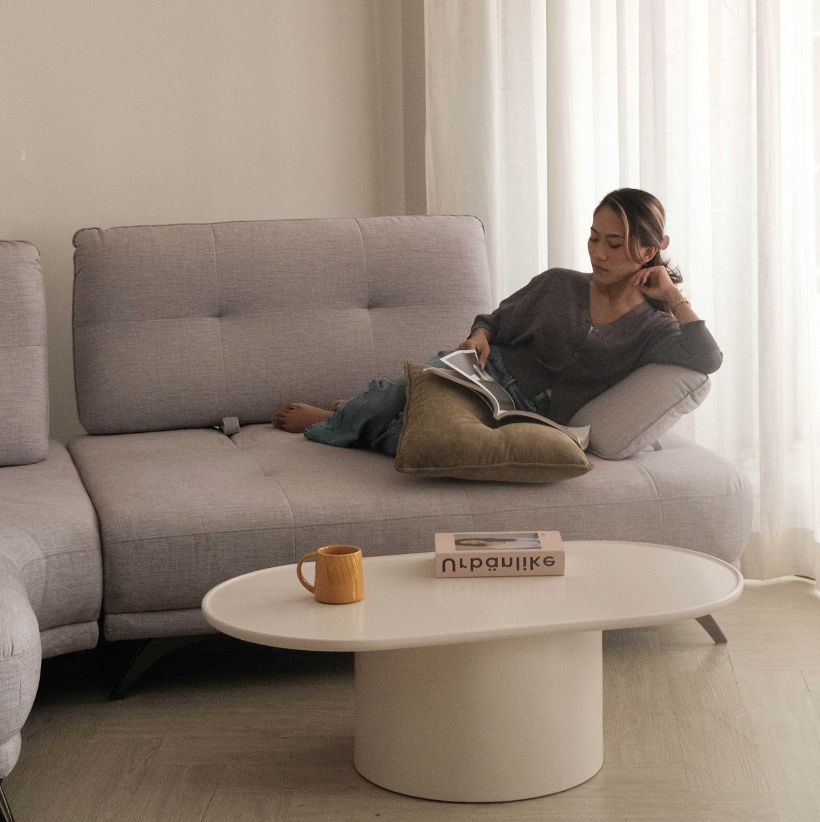 Claudia Right Corner Sofa With Adjustable Back