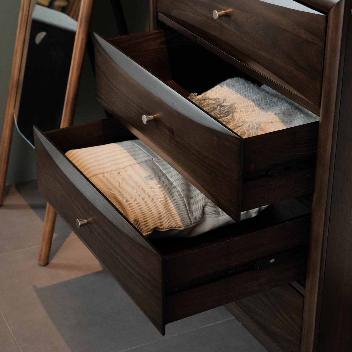 Florian 4 Drawers Chest