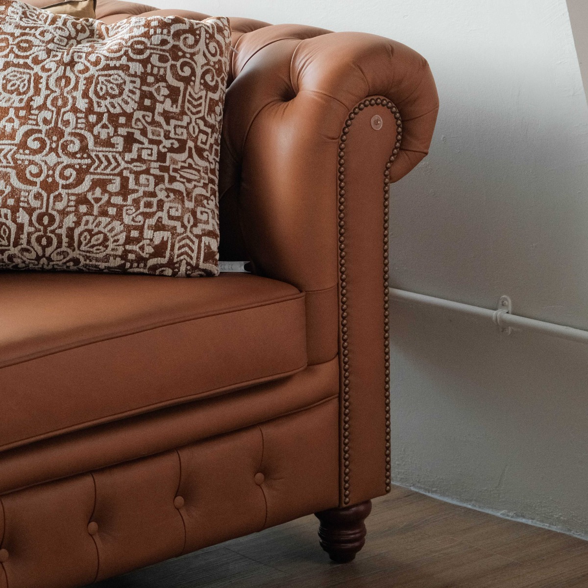 Kinsley Anilina Leather Chesterfield 3 Seater Sofa