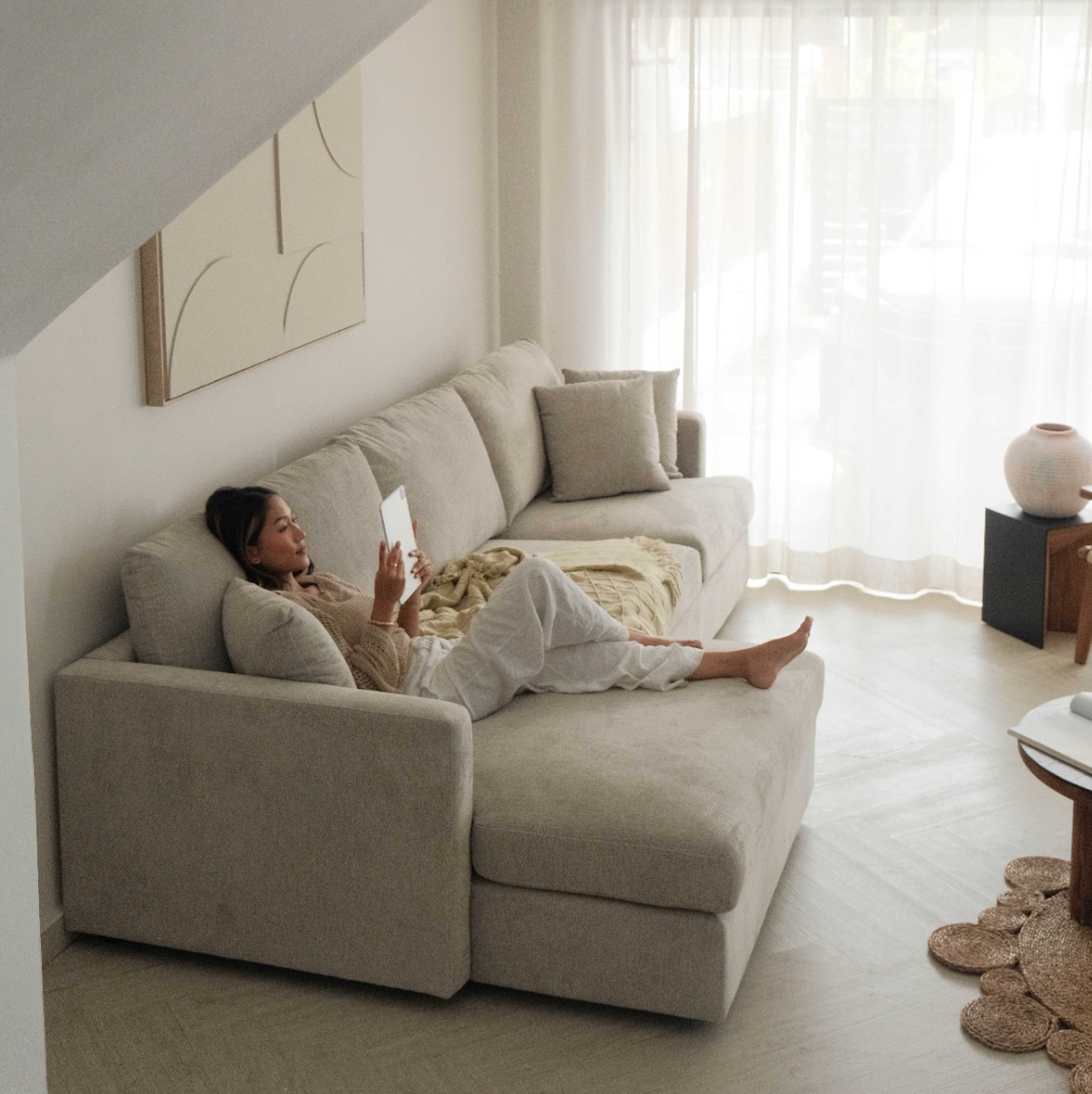 Franca Sand Grey Right Sectional Sofa