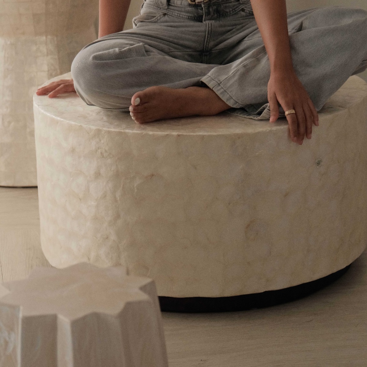 Bima Capiz White Round Coffee Table