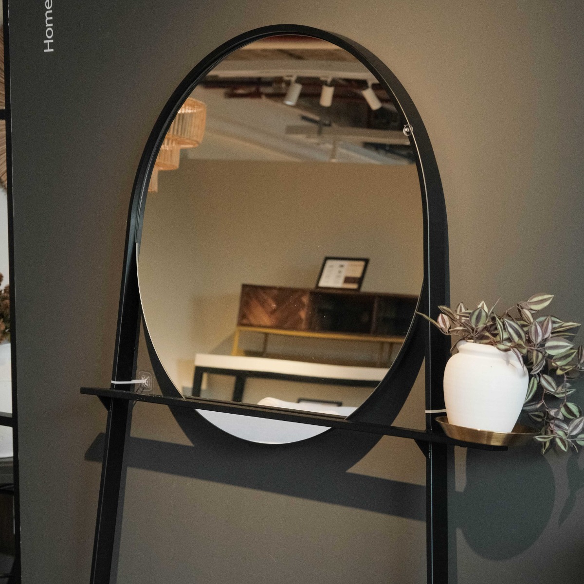 Rowan Round Standing Mirror (Markdown)