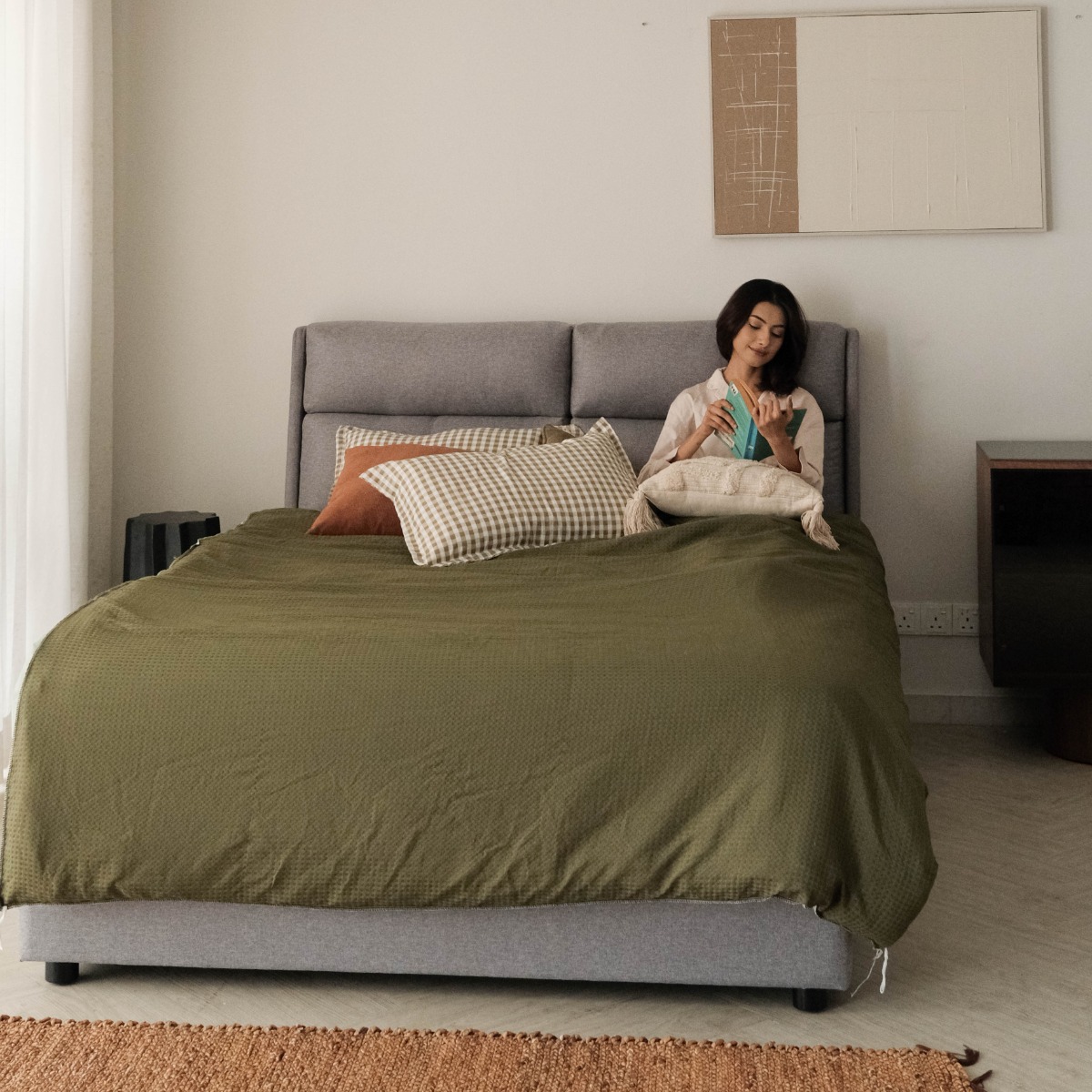 Riko Slate Grey Queen Bed
