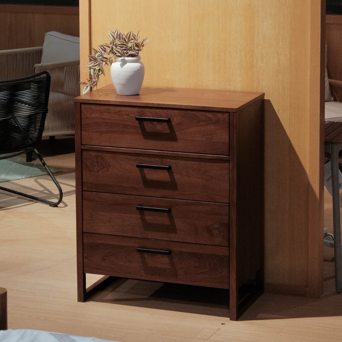Justin 4 Drawers Chest