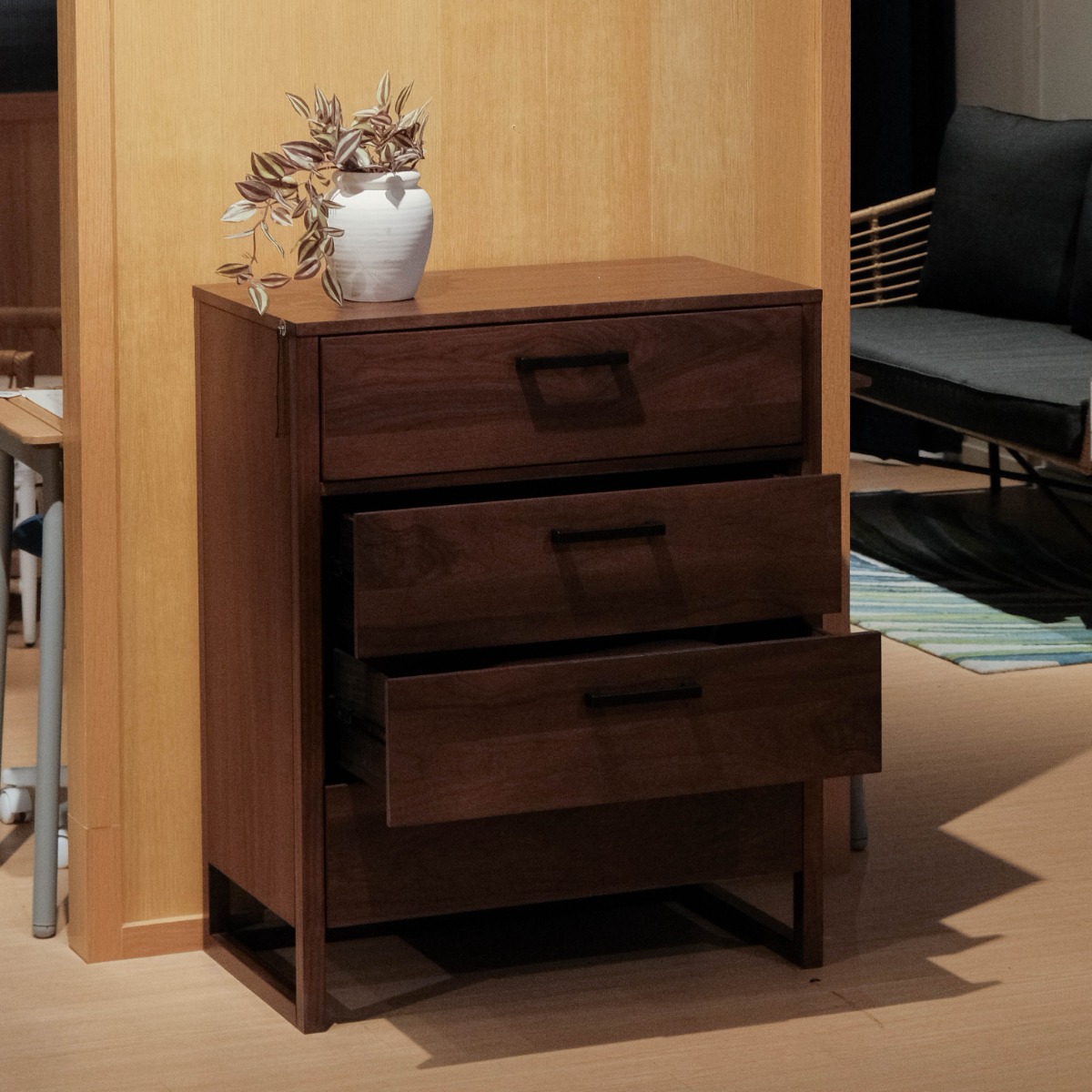 Justin 4 Drawers Chest