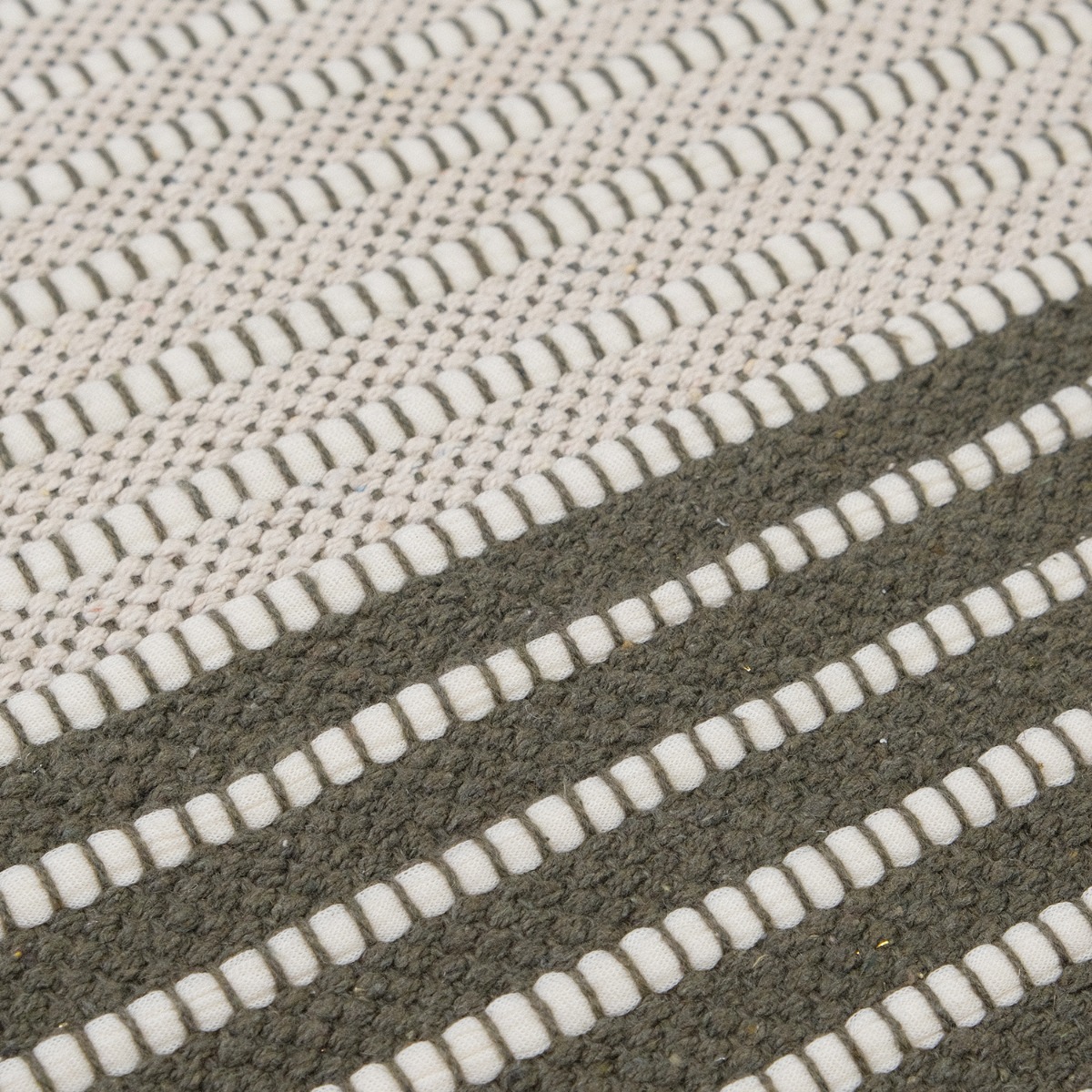 Reme Cushion 60x60 Olive