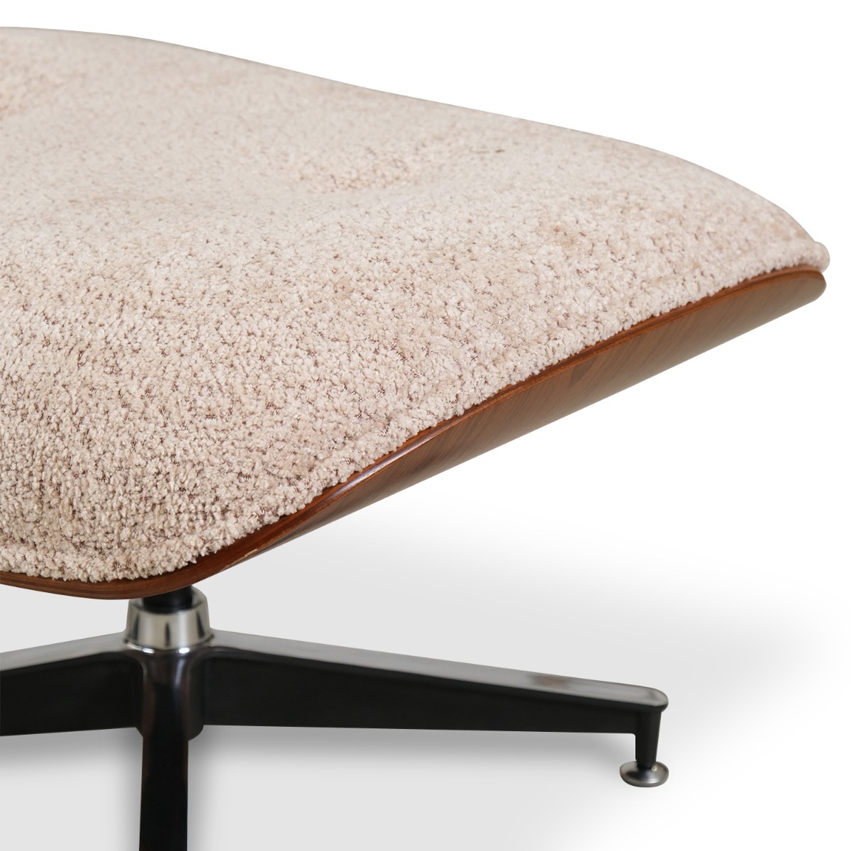 Replica Eames Lounge Chair with Ottoman - Walnut & Oatmeal