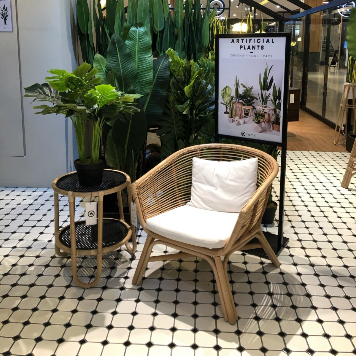 Nostalgia Rattan Lounge Chair
