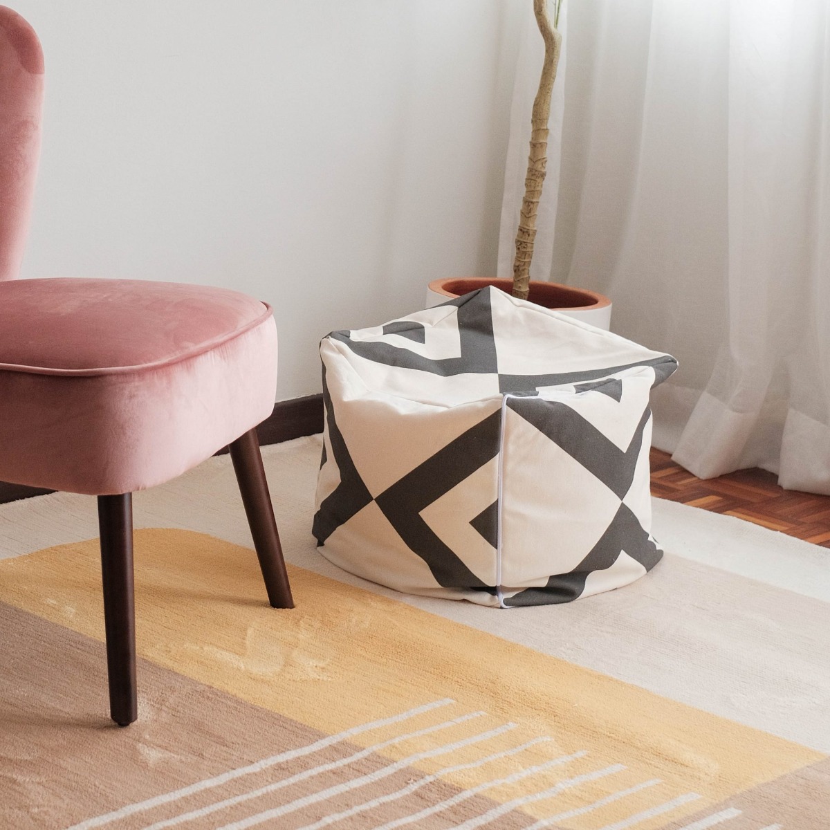 Texa Geometric Pouf