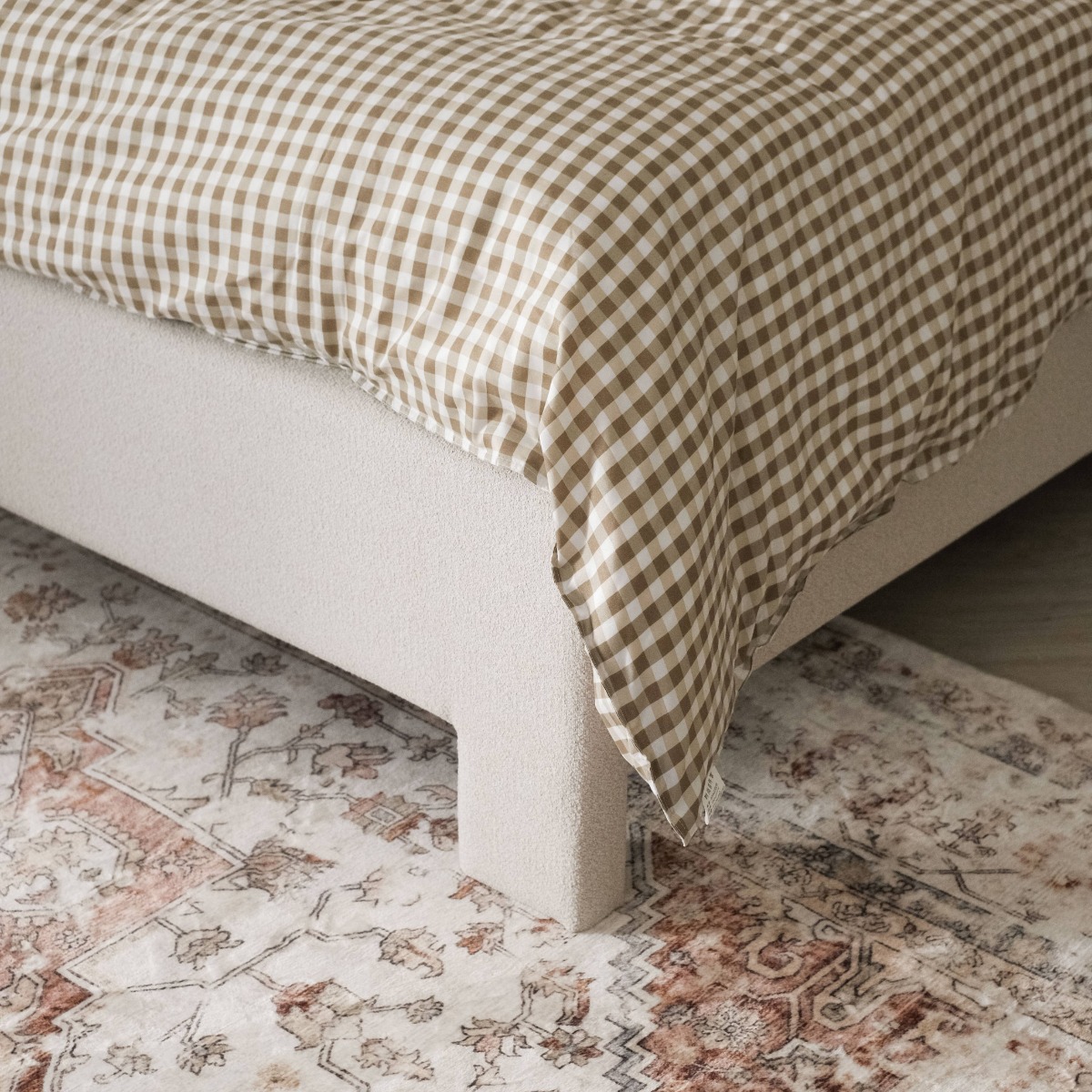 Charlotte Chiffon Beige King Bed