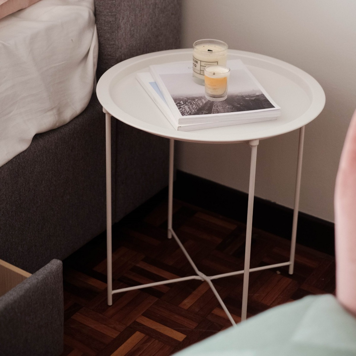 Yanis White Tray Table