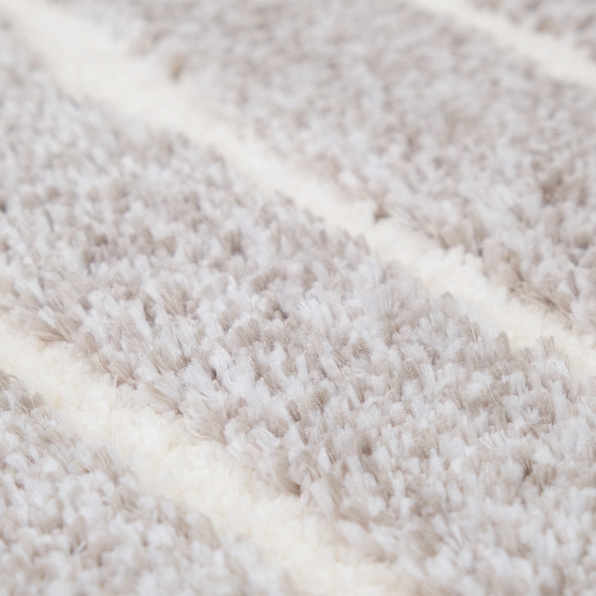 Zoe Polyester Shaggy Rug with Fringe 160x230cm