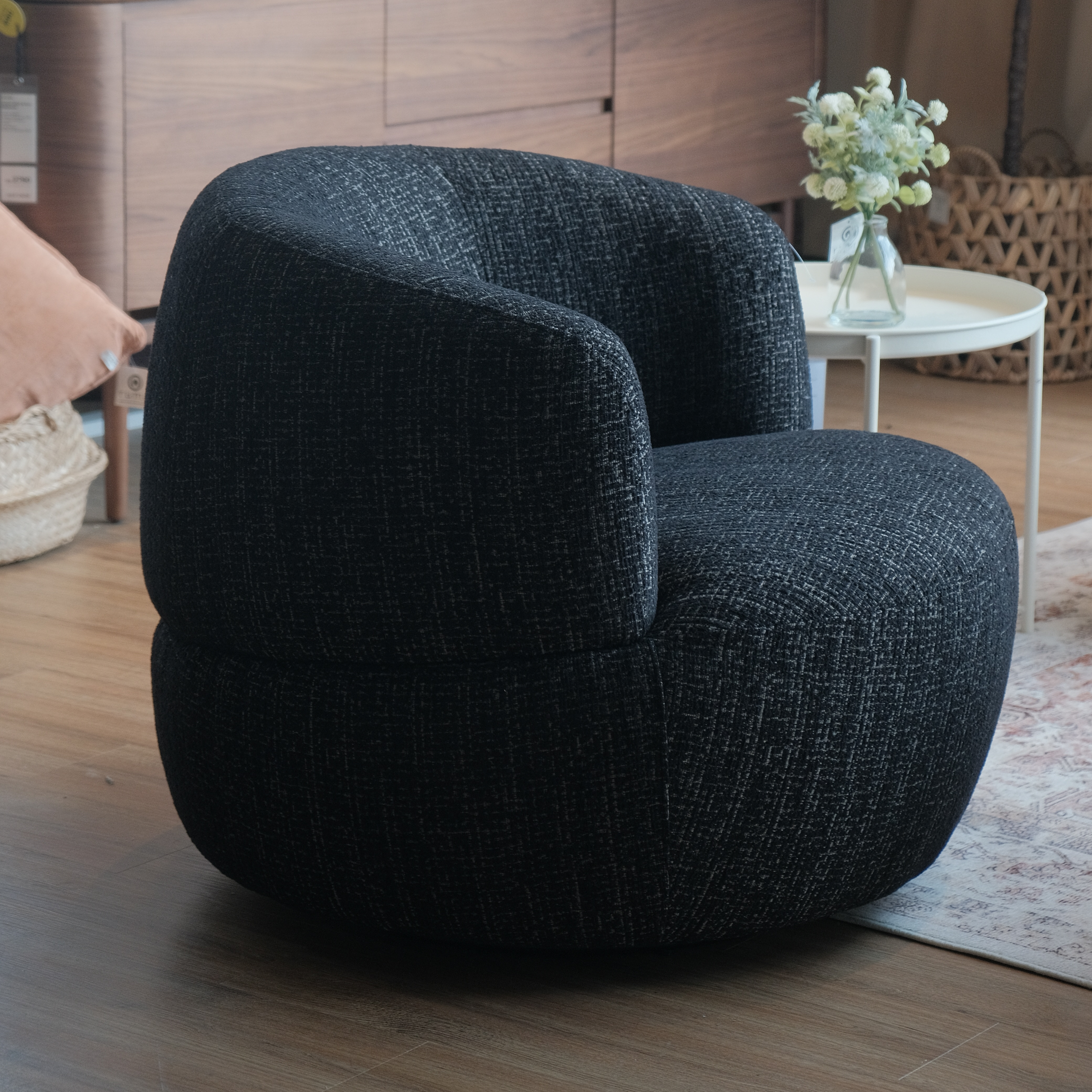 Jakob Ebony Swivel Lounge Chair