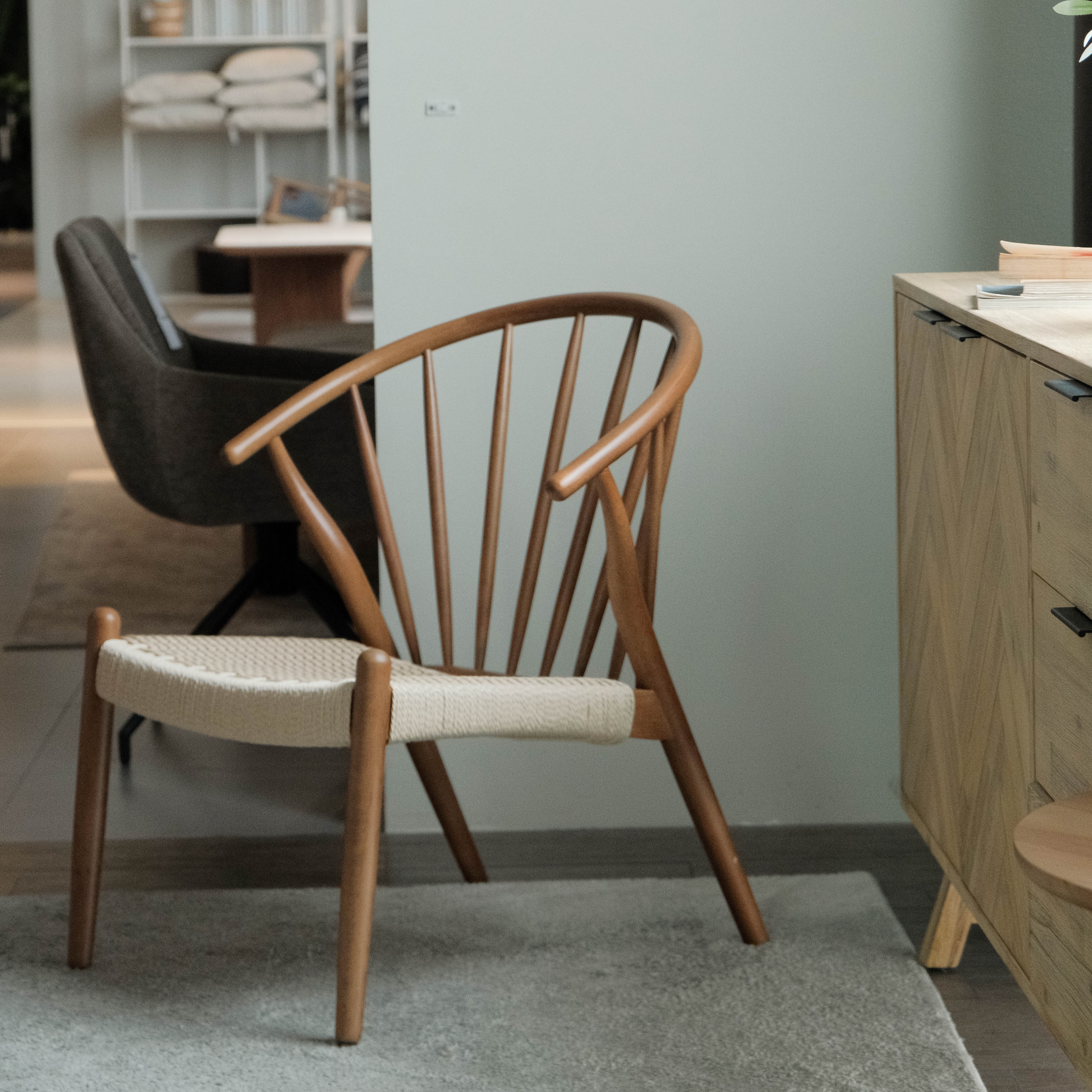 Quinn Brown Lounge Chair Natural Weave