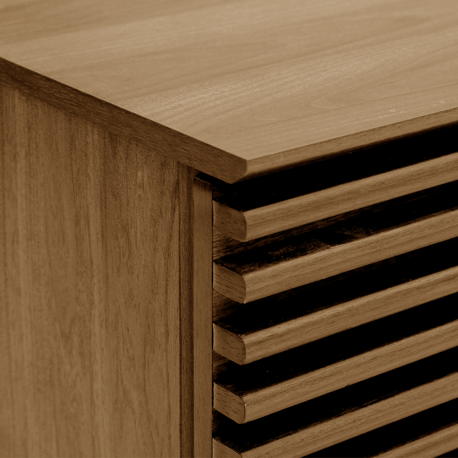 Linear Summer Oak Side Table