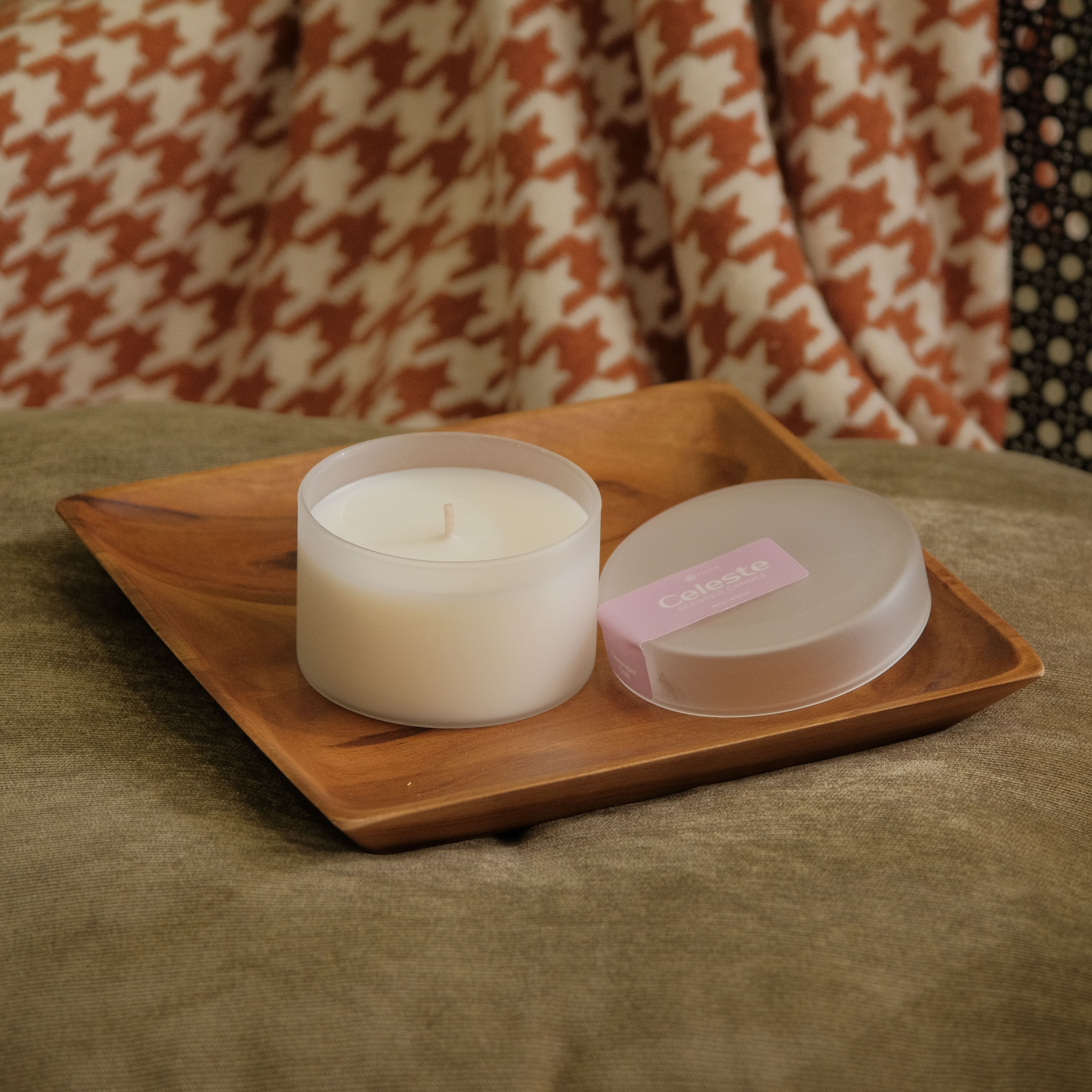 Celeste Scented Candle - Lavender Oak