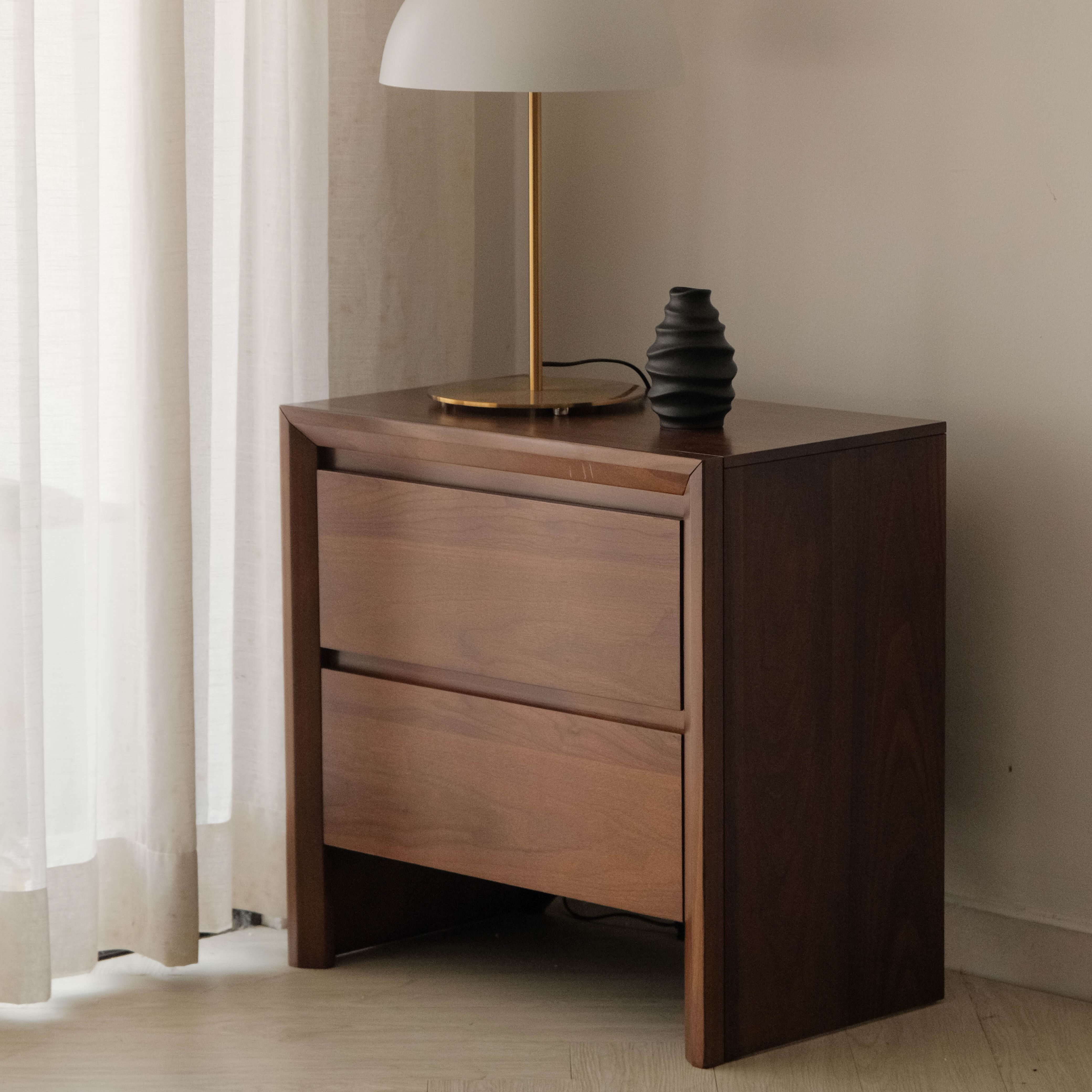 Kirana Bedside Table