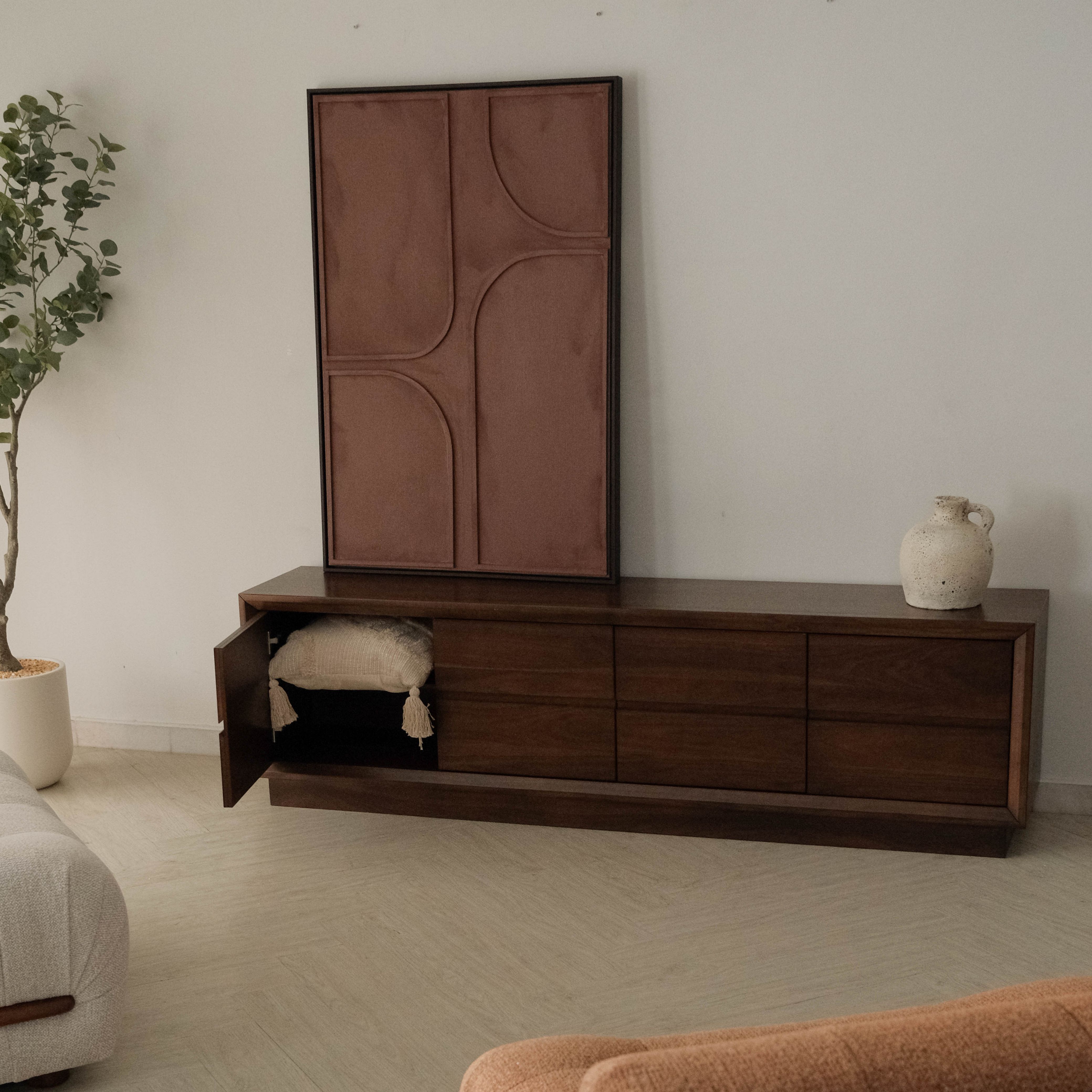 Kirana TV Cabinet