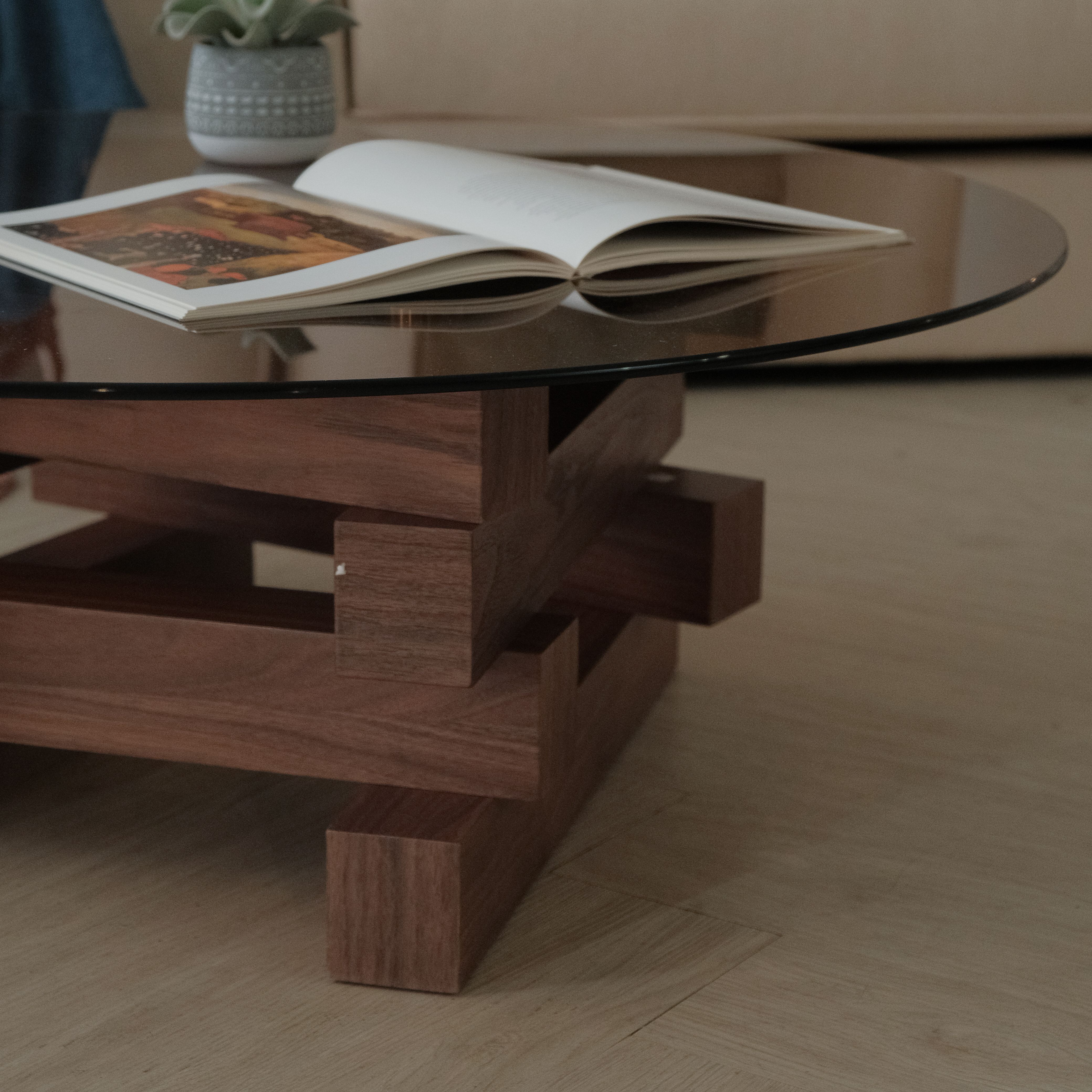 Litto Round Coffee Table