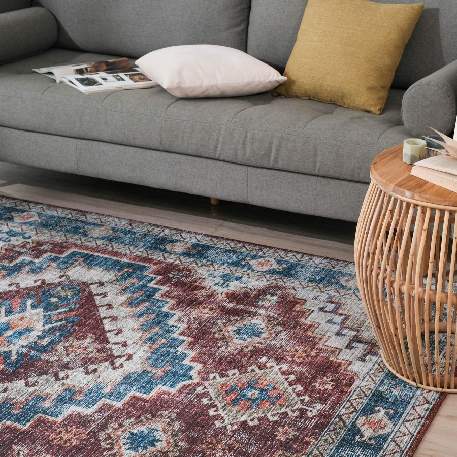 Traditional Aesthetic Rugs  